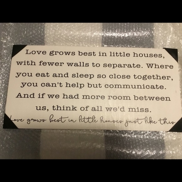 Wooden sign - Picture 1 of 3